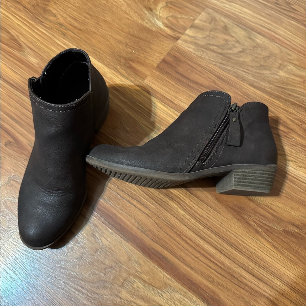 Arizona Love Dark Brown Ankle Boots